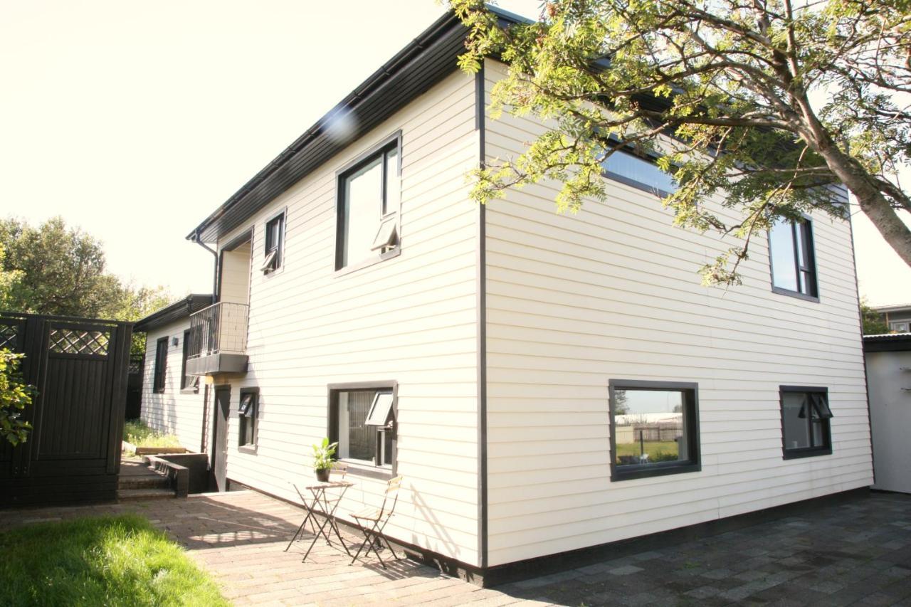 Spacious & Refurbished 1 Bedroom Apartment In Suburban Reykjavik Garthabaer Exterior photo