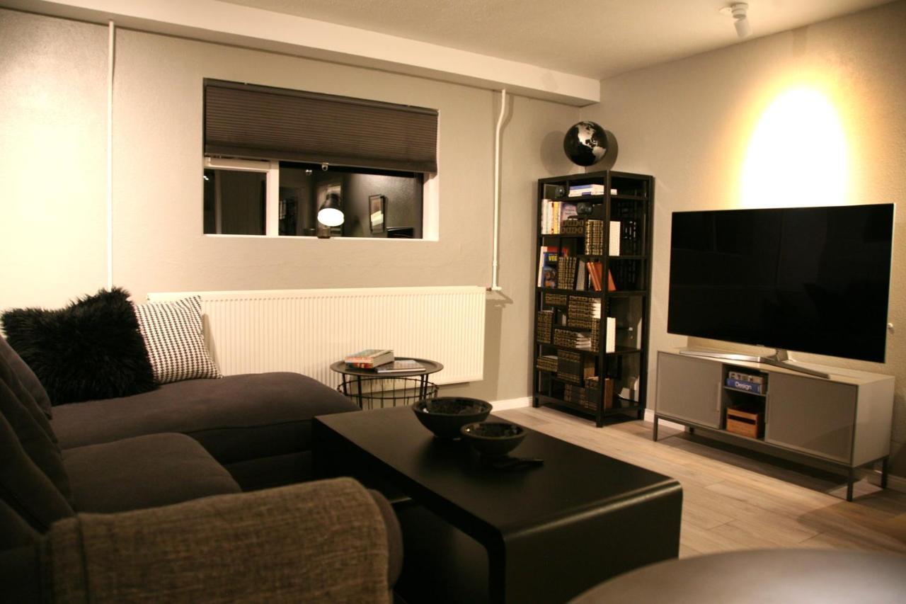 Spacious & Refurbished 1 Bedroom Apartment In Suburban Reykjavik Garthabaer Exterior photo